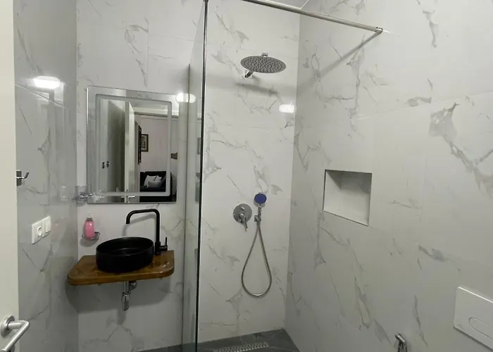 Skapeta Apartment *