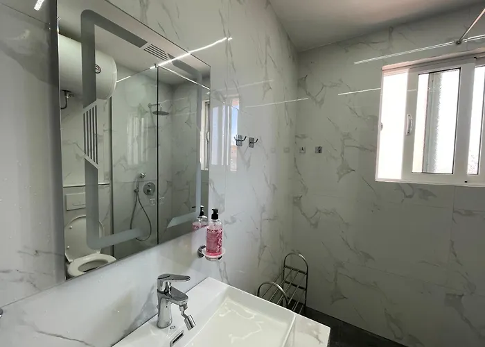 Skapeta Apartment *