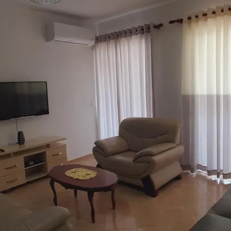 Skapeta Apartment Sarande