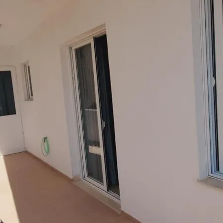 Skapeta Apartment *