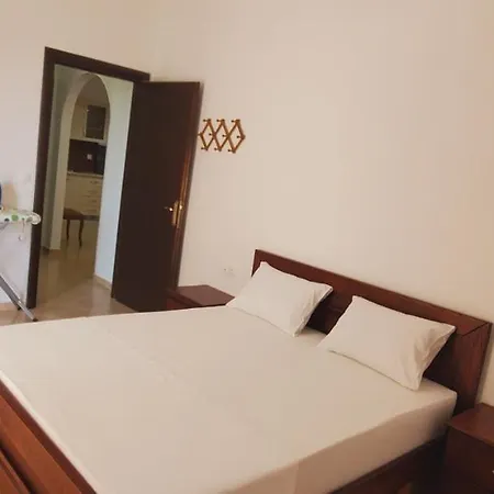 Apartment Skapeta *