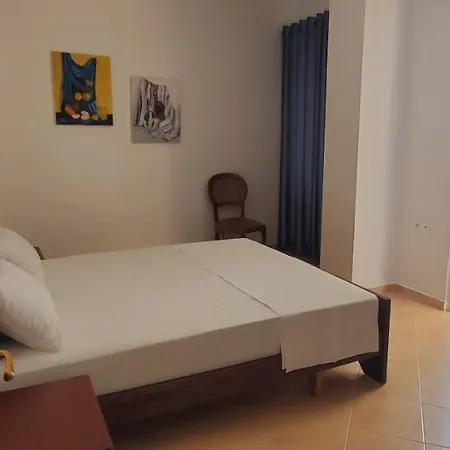 Apartment Skapeta Sarande