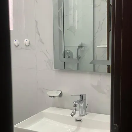 Skapeta Apartment Sarande